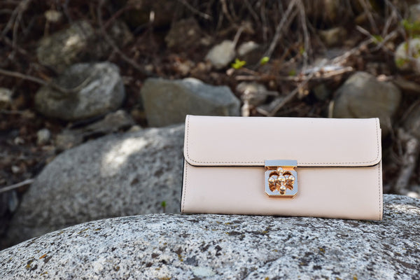 Tan Twist Latch